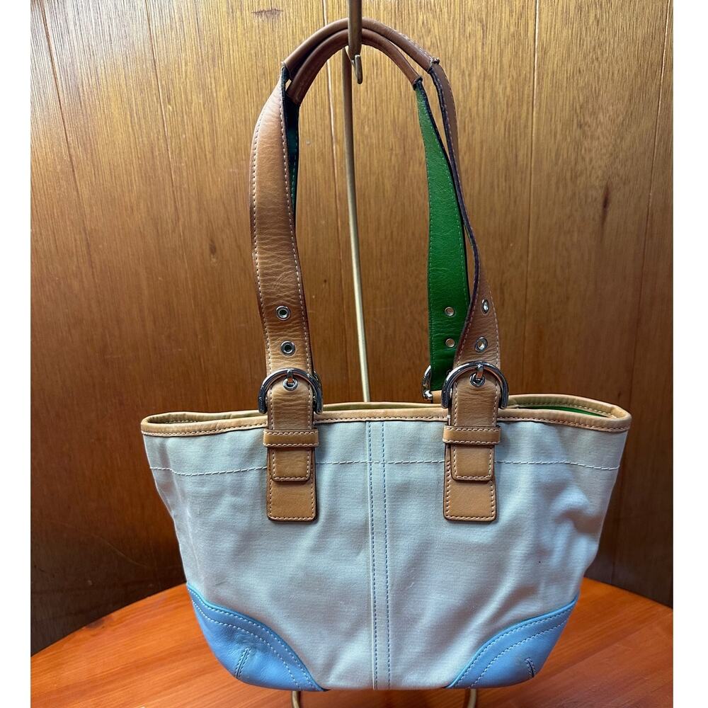 Vintage Coach Daisy Soho Tote - Cream and Blue with Leather Handles